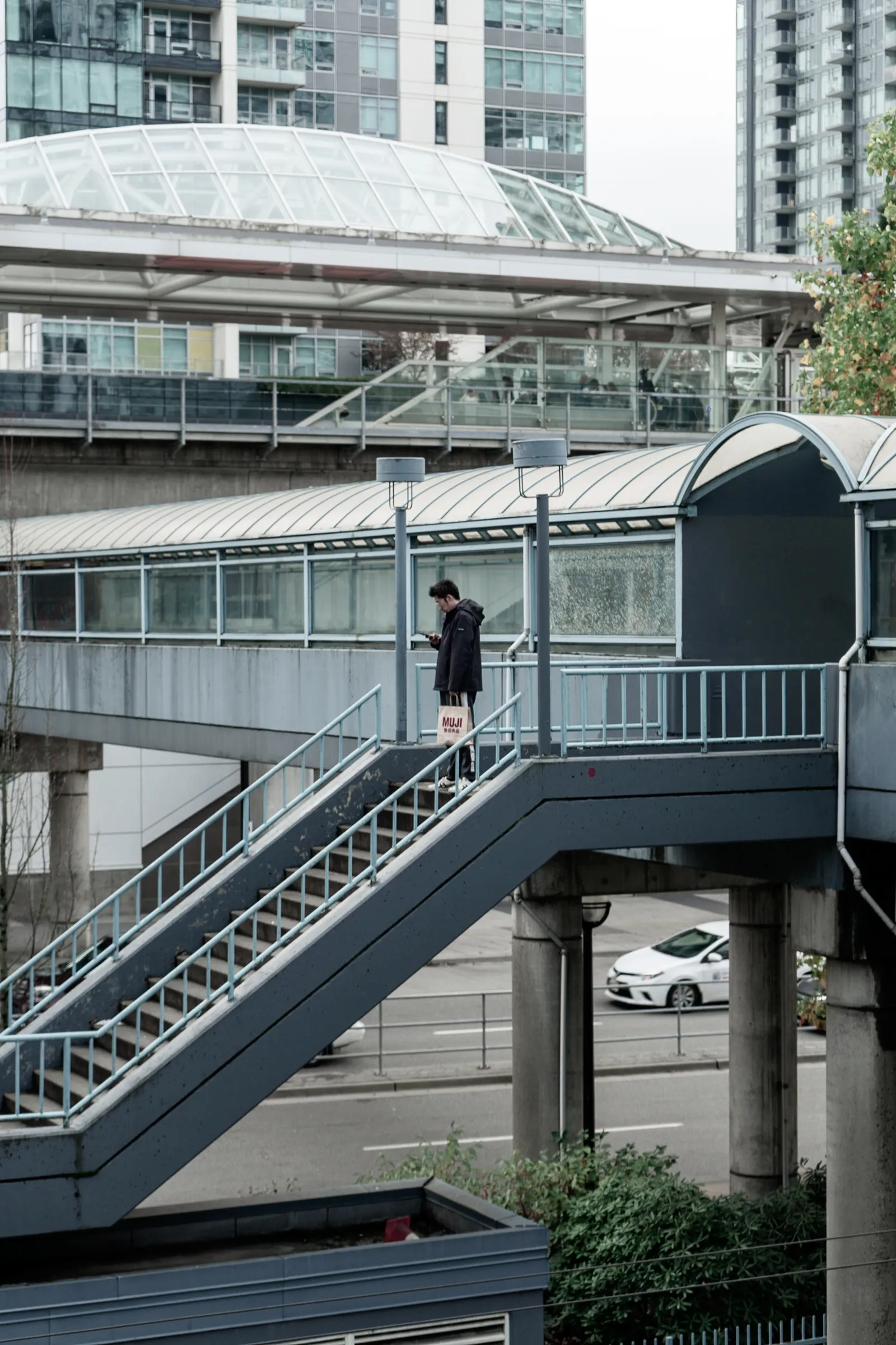 Elevated walkway between buildings